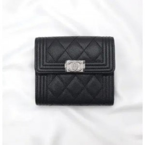 샤넬 보이 똑딱이 캐비어 반지갑 은장 미니