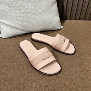 디올 디웨이 슬리퍼 정품급