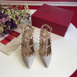 Valentino 발렌티노 애나멜 락스터드 힐