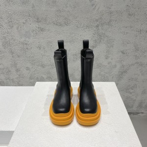 보테가베네타 남여공용 러그 첼시 부츠 굽 높이 5.5cm