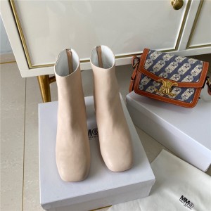 MAISON MARGIELA 메종 마르지엘라 여성용 부츠 (굽높이7CM) MM36988-1