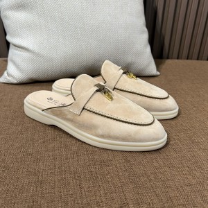 로로피아나 썸머참스워크 뮬 정품급