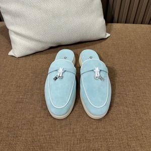 로로피아나 썸머참스워크 뮬 정품급