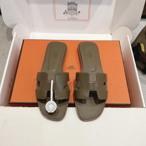 에르메스 오란 샌들 슬리퍼