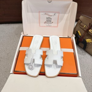 에르메스 오란 샌들 슬리퍼 앱송